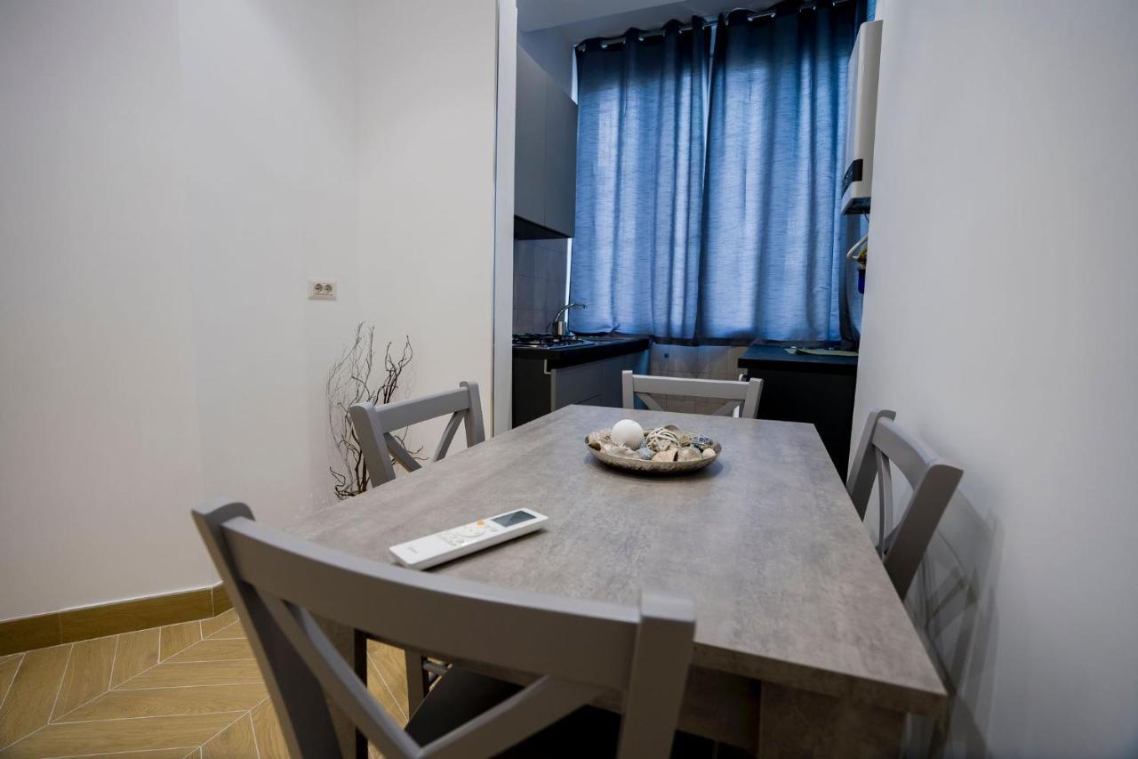 شقة Casa Fedele Napoli المظهر الخارجي الصورة